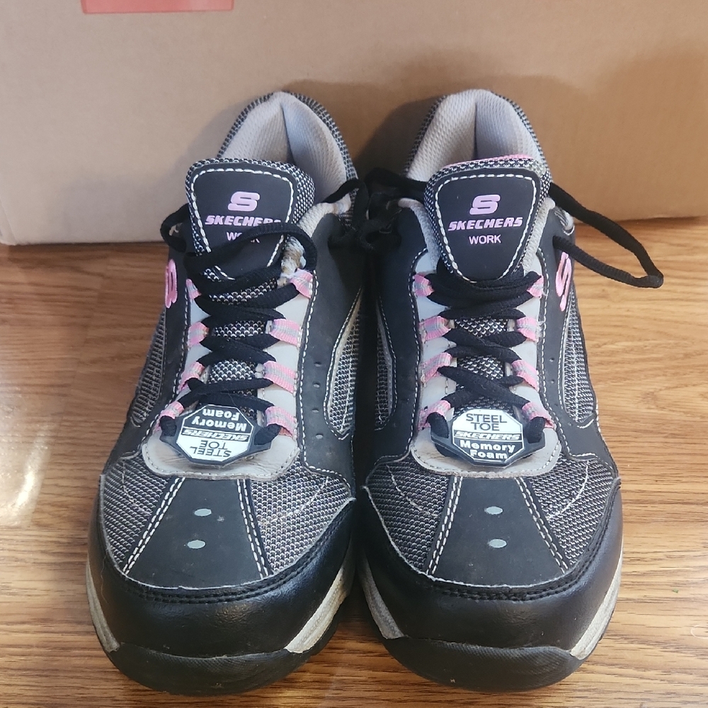 Skechers Women's Steel Toe Memory Foam Black and Pink Work Sneakers size 9.5